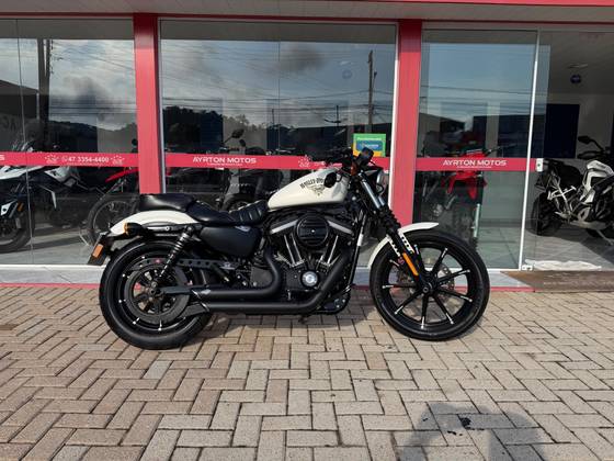 HARLEY-DAVIDSON SPORTSTER XL 883N IRON HARLEY-DAVIDSON SPORTSTER XL 883N IRON